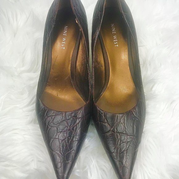 NINE WEST Croc Embossed Heels, Brown, Size 9 - Picture 7 of 8